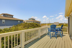 Walk to Beaches Home with Patio in Surf City!